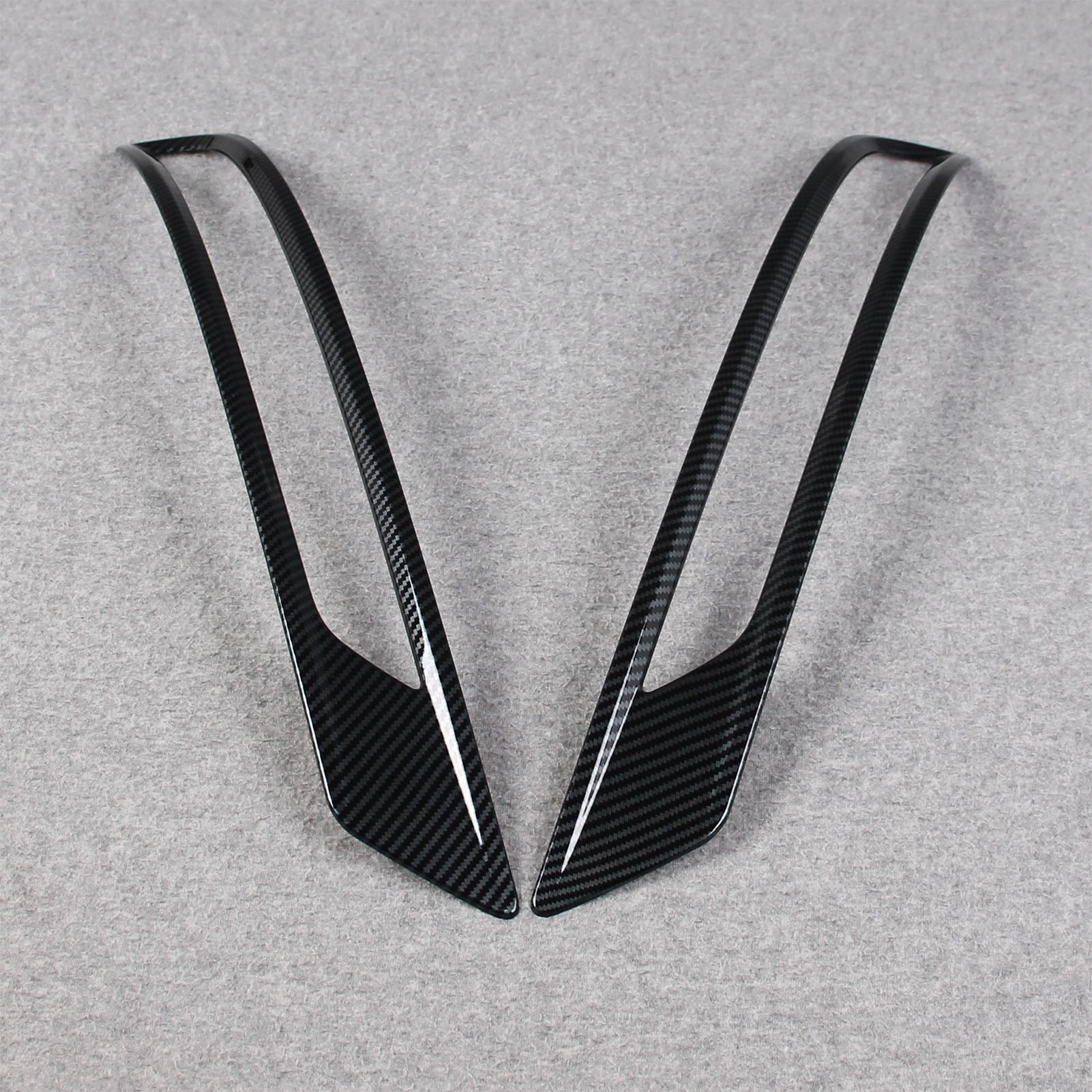 Mitsubishi New Outlander 2022 2023 Rear Fog Light Cover Trims Carbon Fiber Pattern