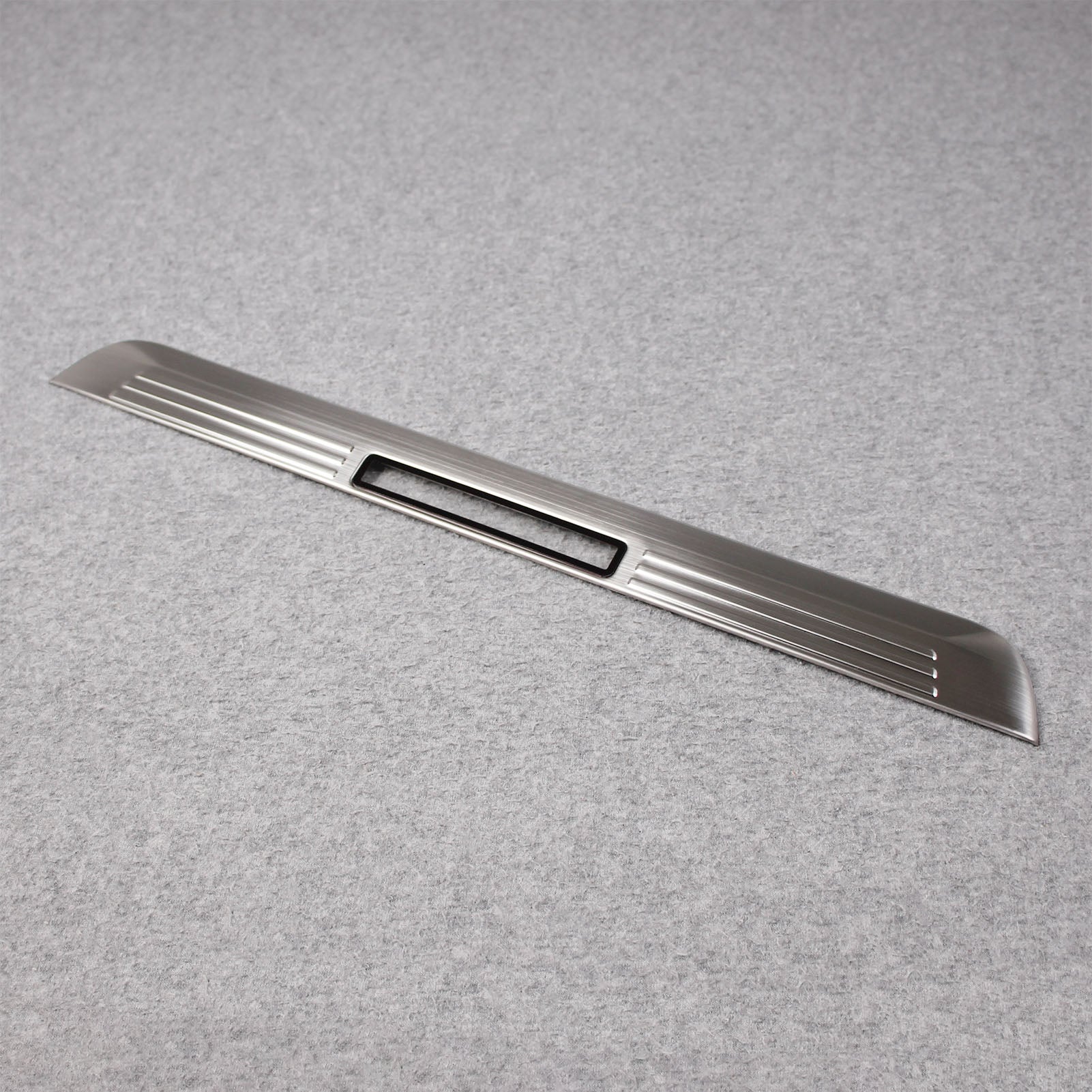 Fit for Toyota Crown 2023 2024 2025 2026 Door Sill Scuff Plate Guard Cover Trims