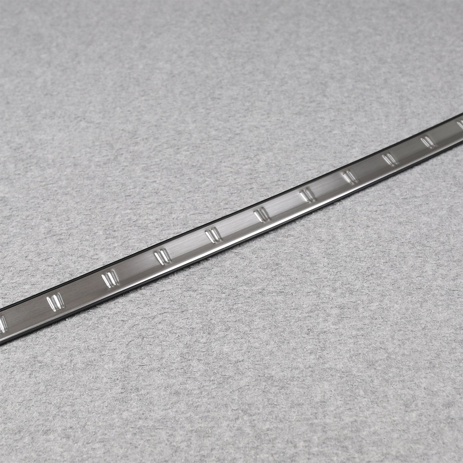 Fit for Toyota New Grand Highlander 2024 2025 2026 Rear Outside Bumper Sill Plate Guard Cover Trim Stainless Steel