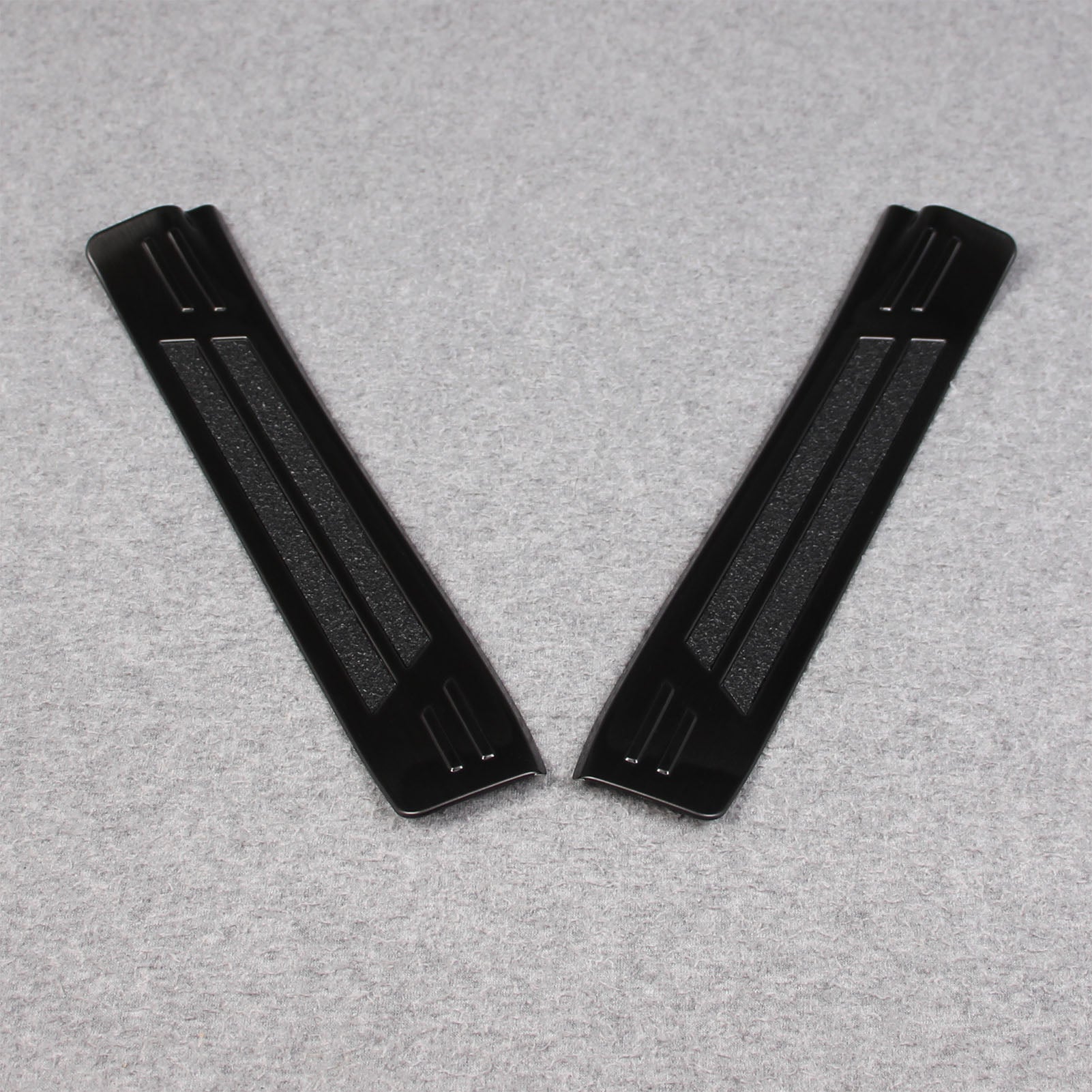 Fit for Subaru New Crosstrek 2024 Outside Door Sill Scuff Plate Guard Cover Trim Sport Style Stainless Steel