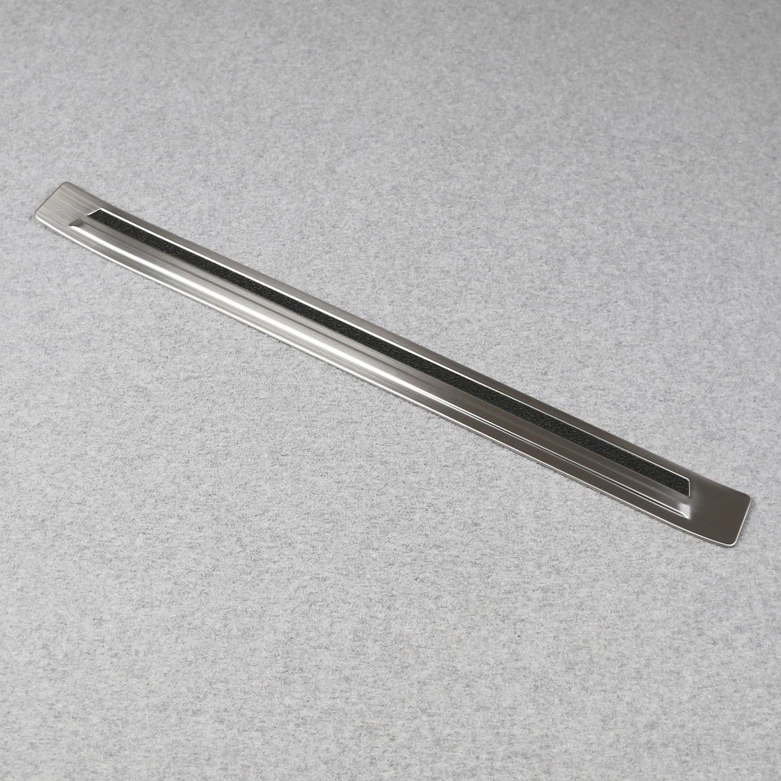 Fit for Nissan New Kicks 2025 Outside Door Sill Scuff Plate Guard Cover Trims Stainless Steel