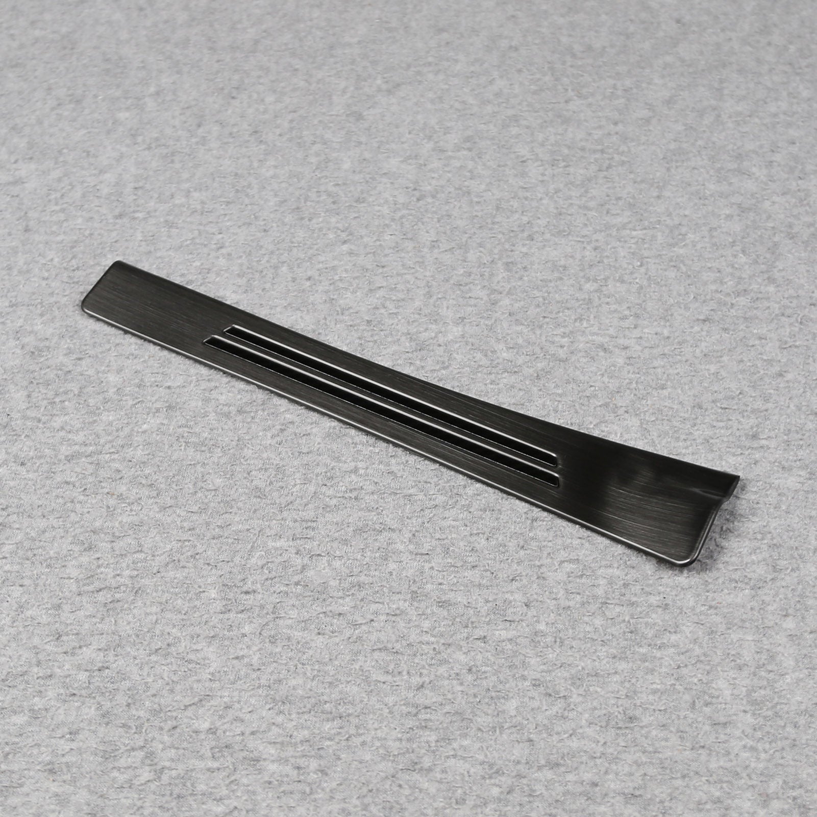 Fit for Subaru New Forester 2025 Outside Door Sill Scuff Plate Guard Cover Trims Stainless