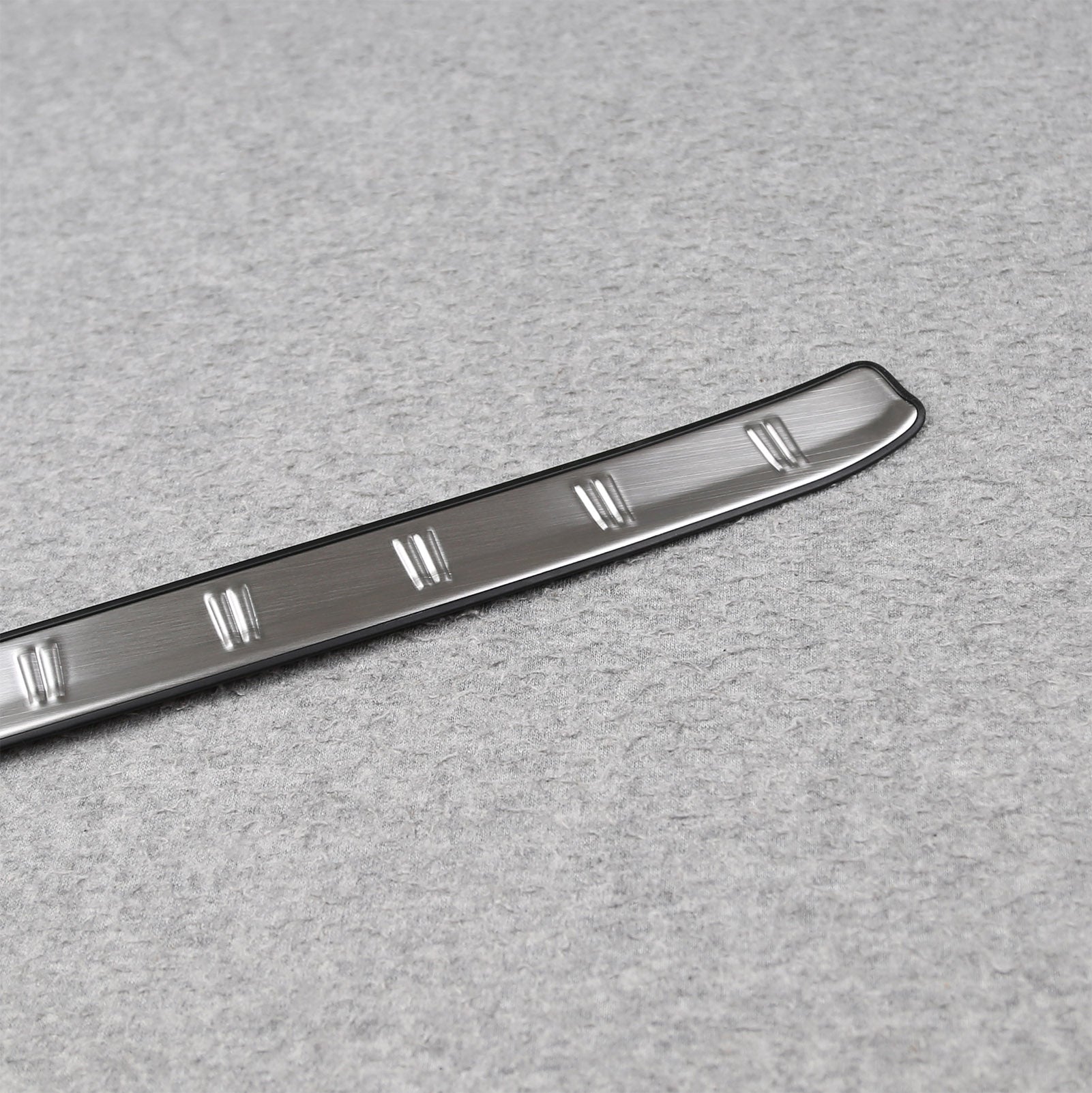 Fit for Toyota New Grand Highlander 2024 2025 2026 Rear Outside Bumper Sill Plate Guard Cover Trim Stainless Steel