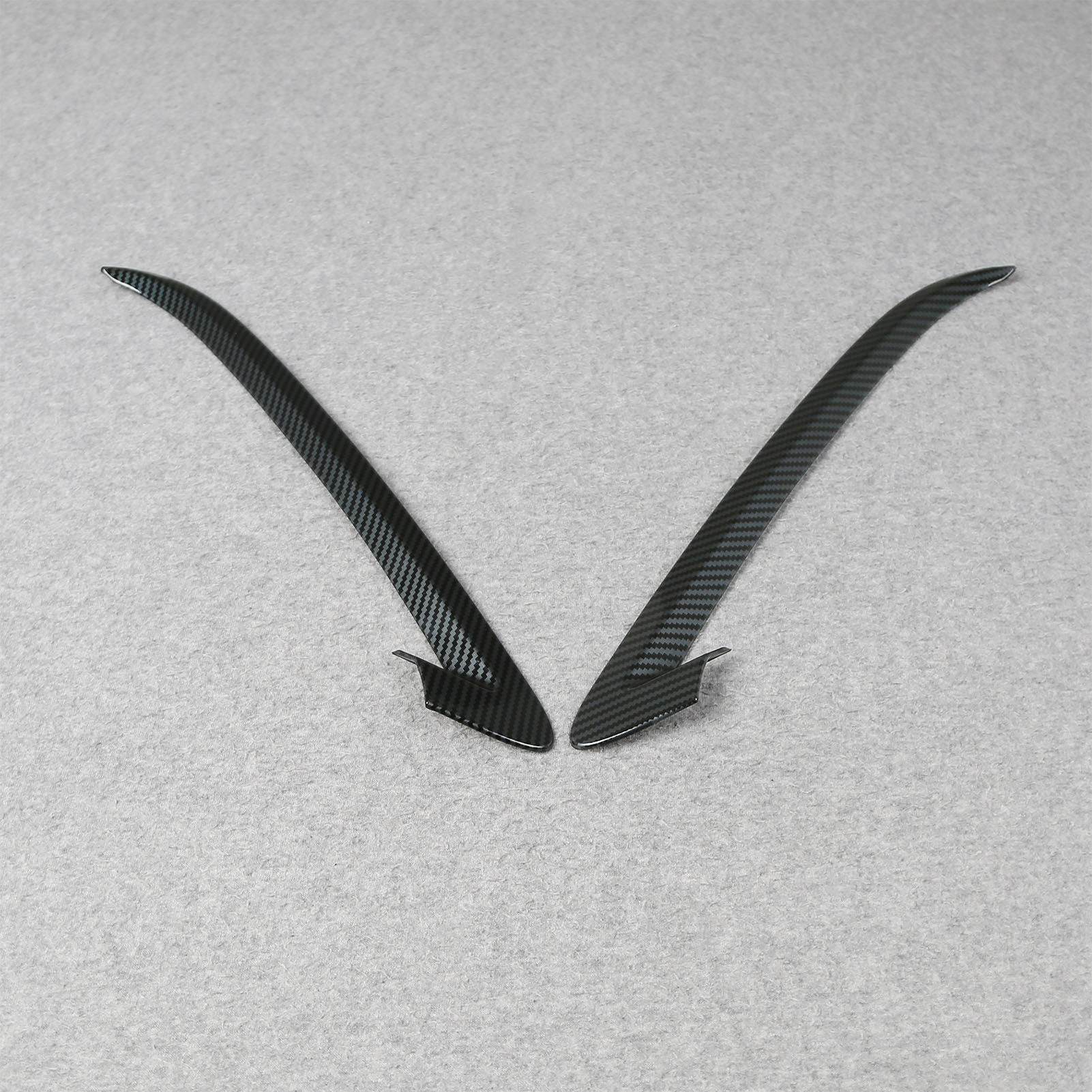 Fit for Ford New Mustang 2024 2025 2026 Rear Fog Light Cover Trims Carbon Fiber Pattern Design