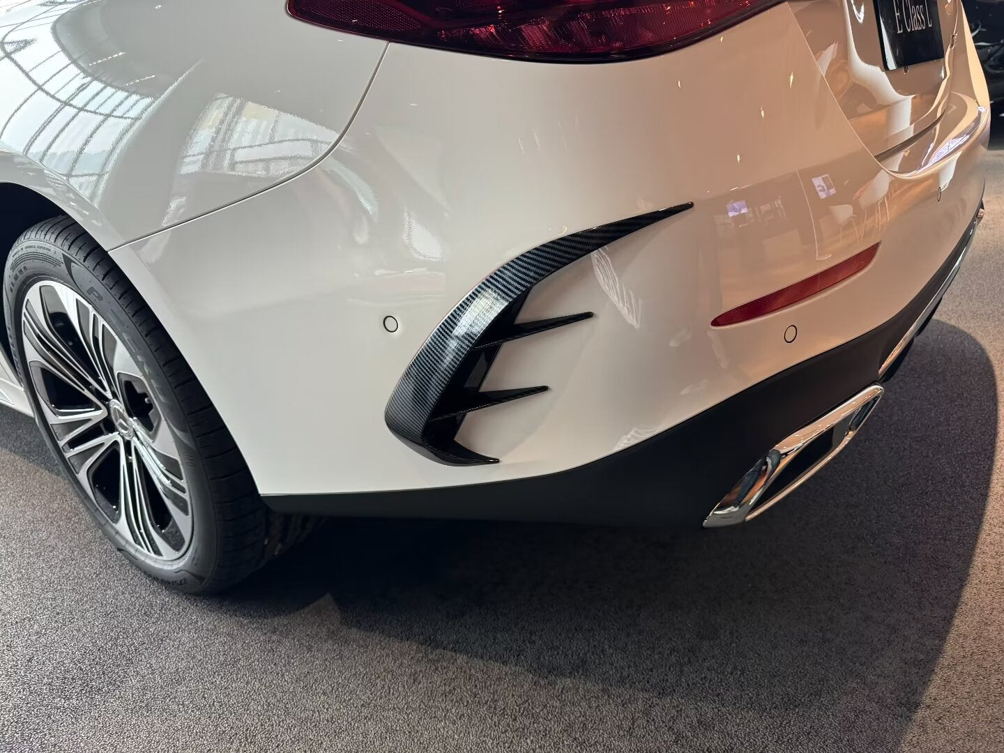 Fit for Mercedes-Benz E-Class W214 E200 E300 E450 2023 2024 2025 Rear Side Fender Vent Air Outlet Bezel Cover Trims