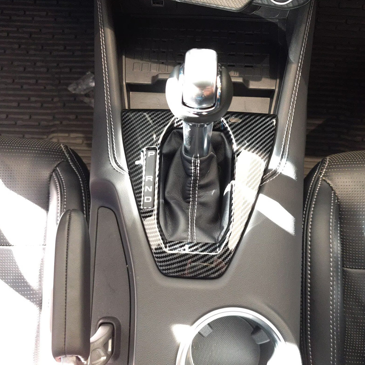 Fit for Ford New Mustang 2024 2025 Interior Front Console Gear Shift Panel Cover Trim Carbon Fiber Pattern