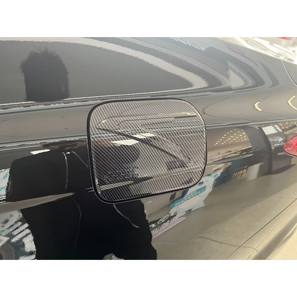 Fit for Toyota New Camry 2024 2025 2026 Fuel Gas Tank Cap Cover Trim Carbon Fiber Pattern