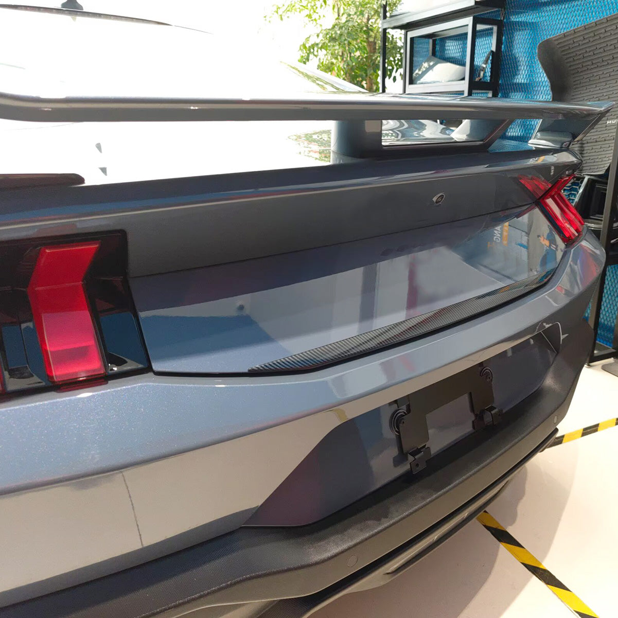 Fit for Ford New Mustang 2024 2025 2026 Rear Trunk Tailgate Cover Trim ABS Carbon Fiber Pattren