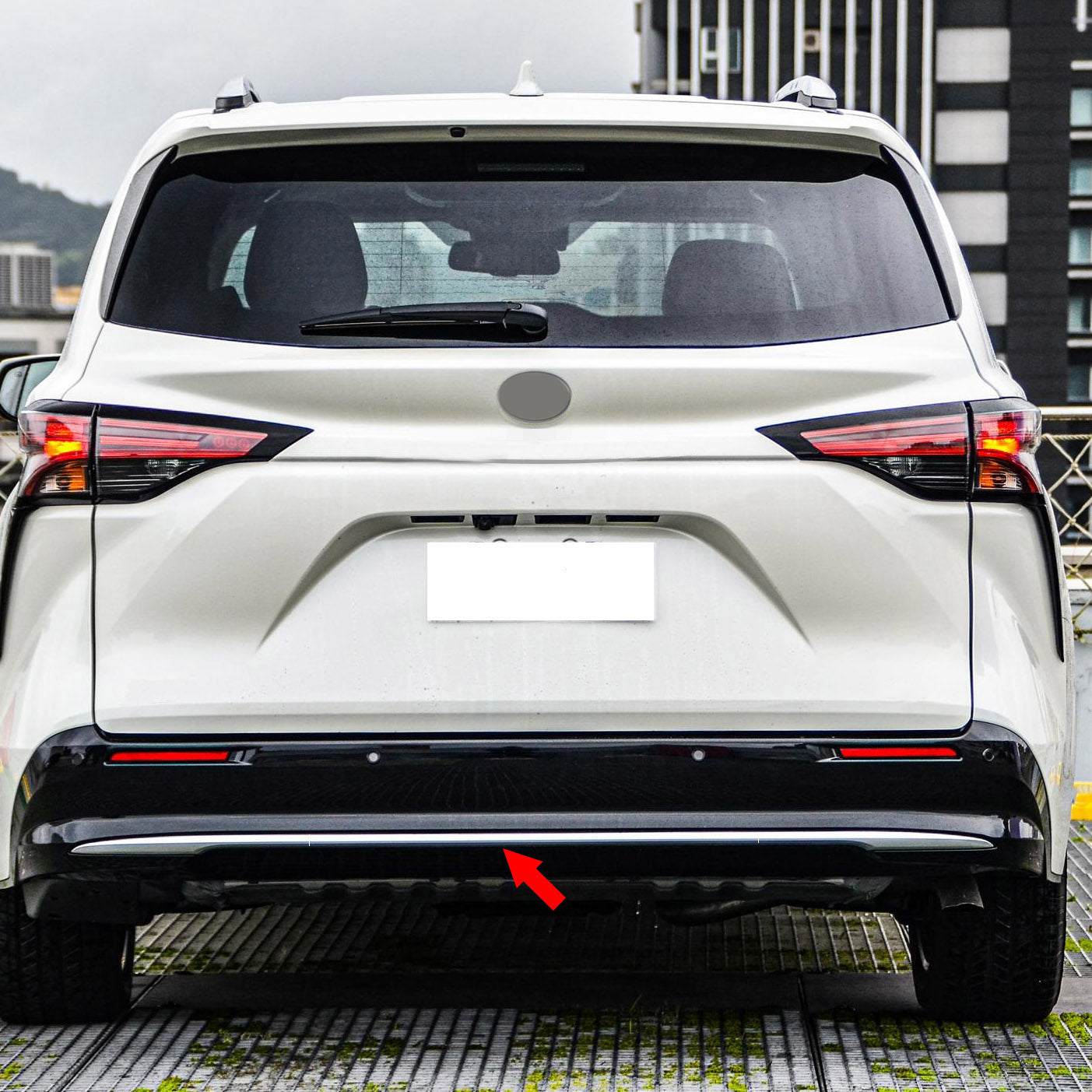 Fit for Toyota 2021 2022 2023 2024 2025 Sienna LE XLE Model Chrome Rear Bumper Guard Protector Plate Cover Trims