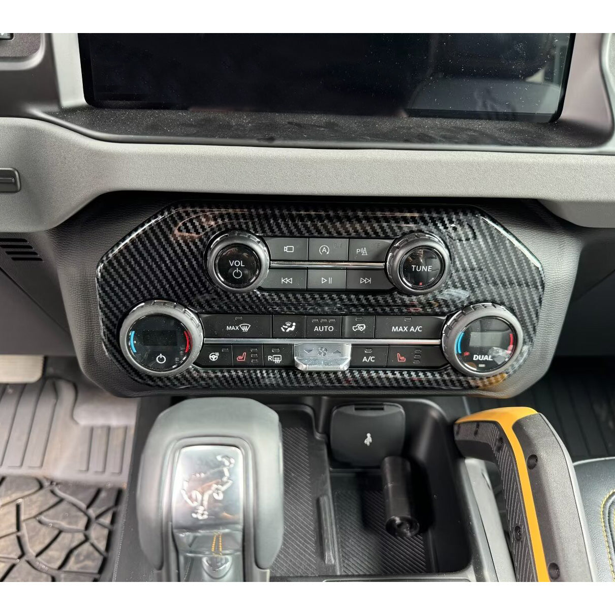 Fit for Ford Bronco 2023 2024 2025 Interior Front Center Air Condition Vent Outlet Cover Trim Carbon Fiber Pattern