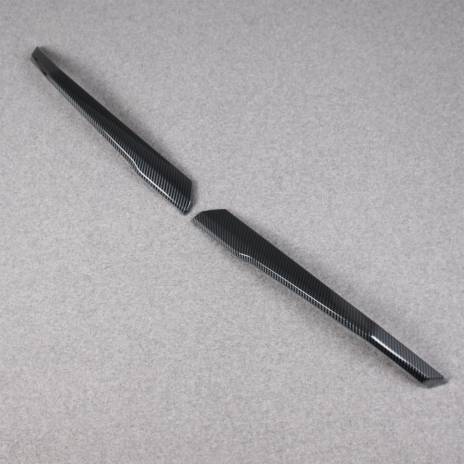 Fit for Subaru Crosstrek 2024 Front Grill Grille Mesh Cover Trims Carbon Fiber Pattern