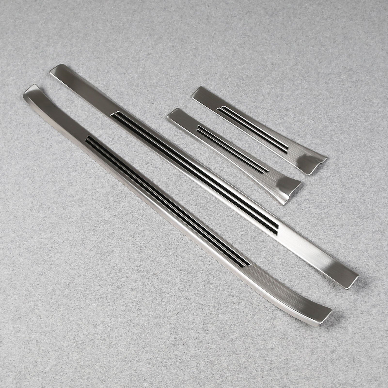 Fit for Subaru New Forester 2025 Outside Door Sill Scuff Plate Guard Cover Trims Stainless