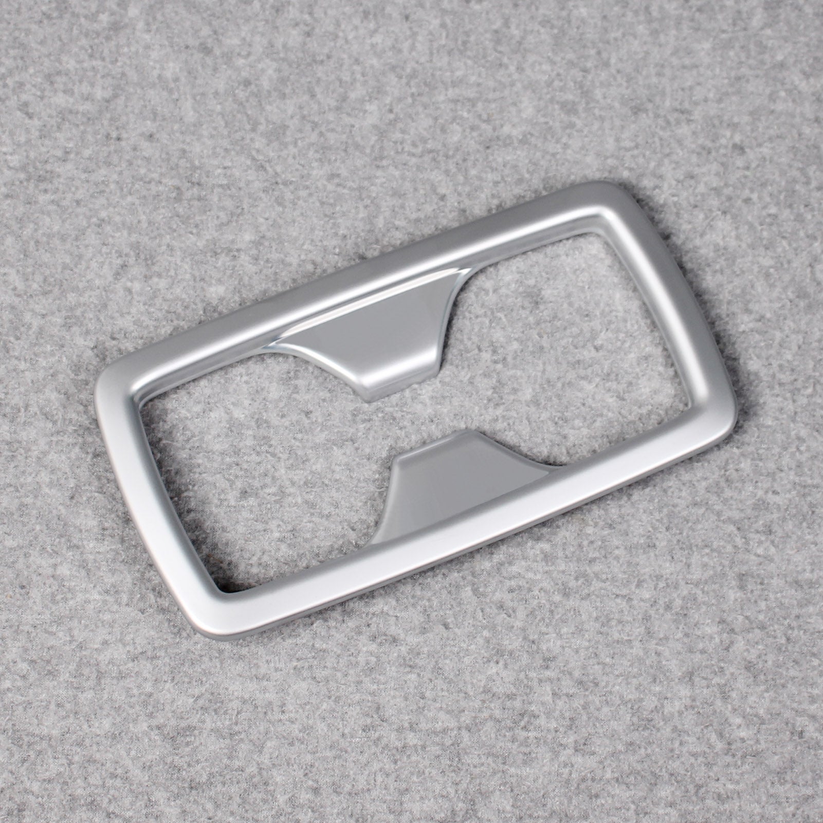 Fit for Toyota New Highlander 2020 2021 2022 Middle Seat Cup Holder Cover Trim