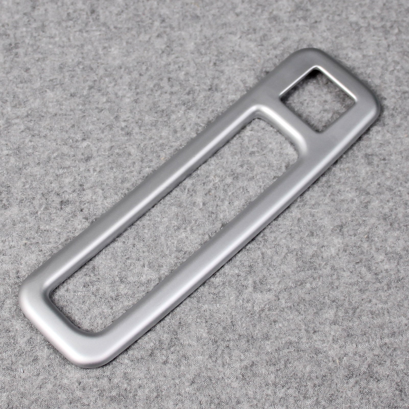 Fit for Toyota New Highlander 2020 2021 2022 Rear Electric Tailgate Key Button Cover Trim