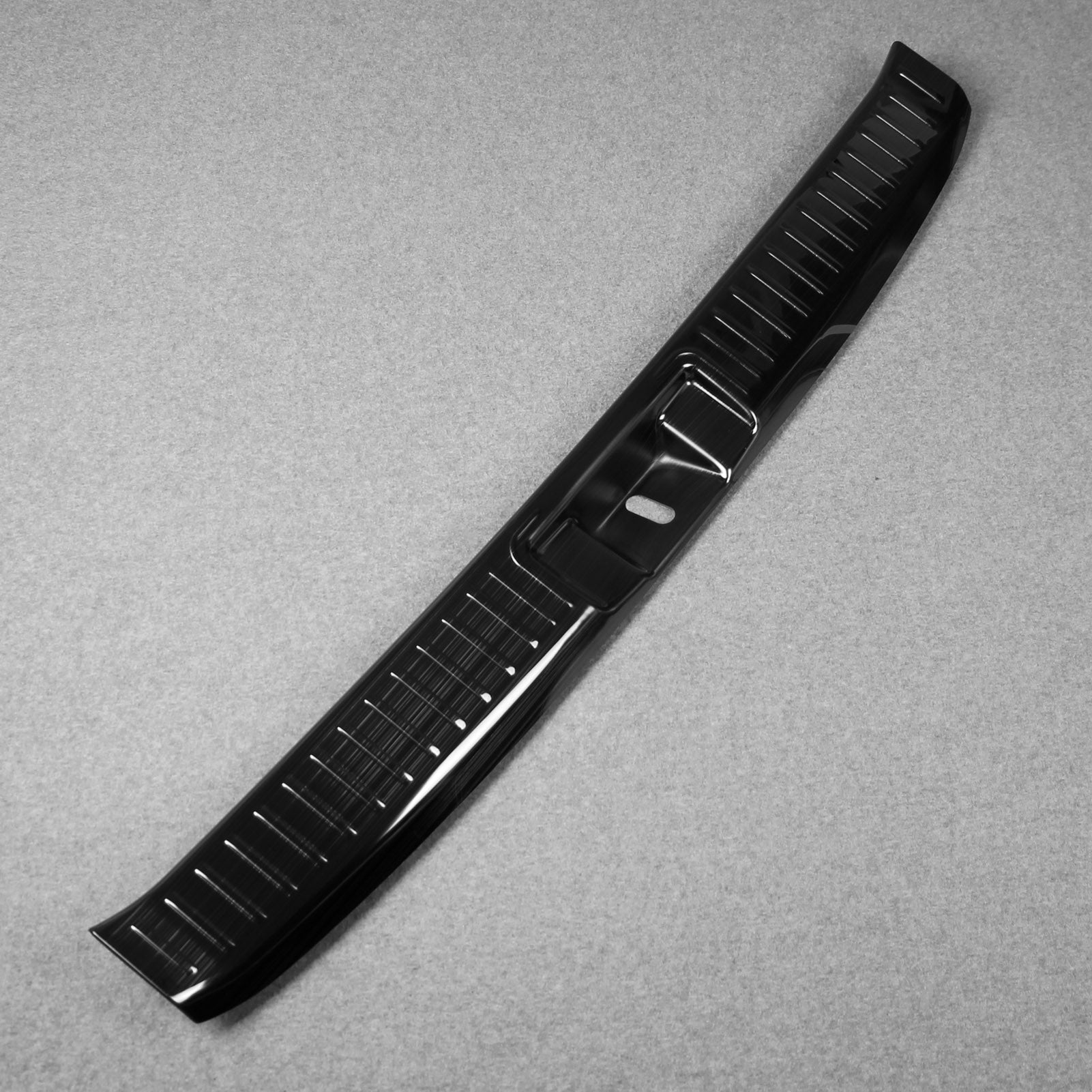 Fit for Toyota New Highlander 2020 2021 2022 Rear Inside Bumper Sill Plate Guard Cover Trim Stainless Steel