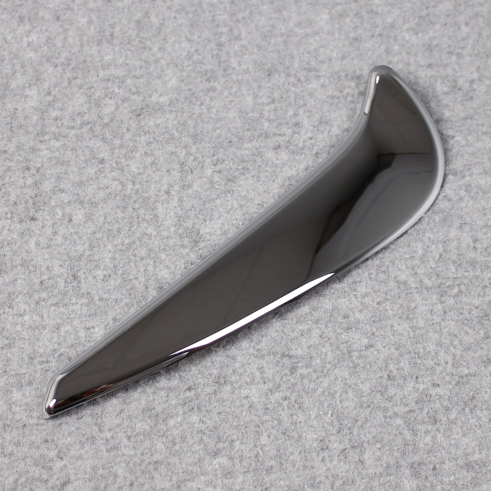 Fit For Mercedes-Benz 2022 2023 All New C-Class C300 C200 C220d AMG Front Corner Mesh Grill Molding Cover Trim Chrome