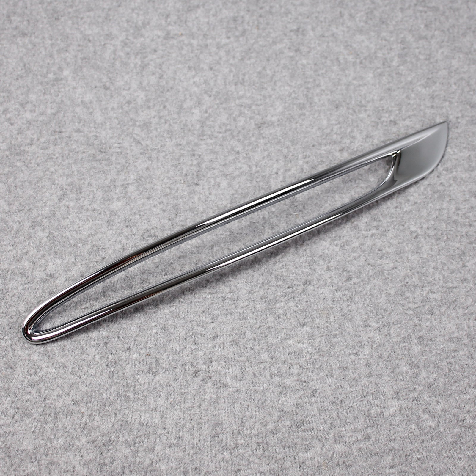 Fit for Mercedes-Benz 2022 2023 C-Class C300 C200 C220d AMG Chrome Rear Fog Light Lamp Cover Trim