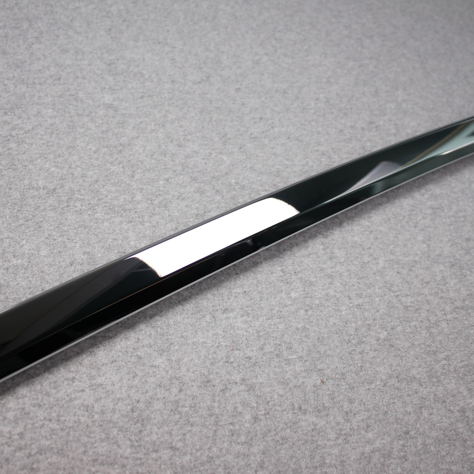 Fit for Nissan Rogue 2021 2022 S SV SL Chrome Rear Bumper Trunk Lid Moulding Guard Cover Trim ABS