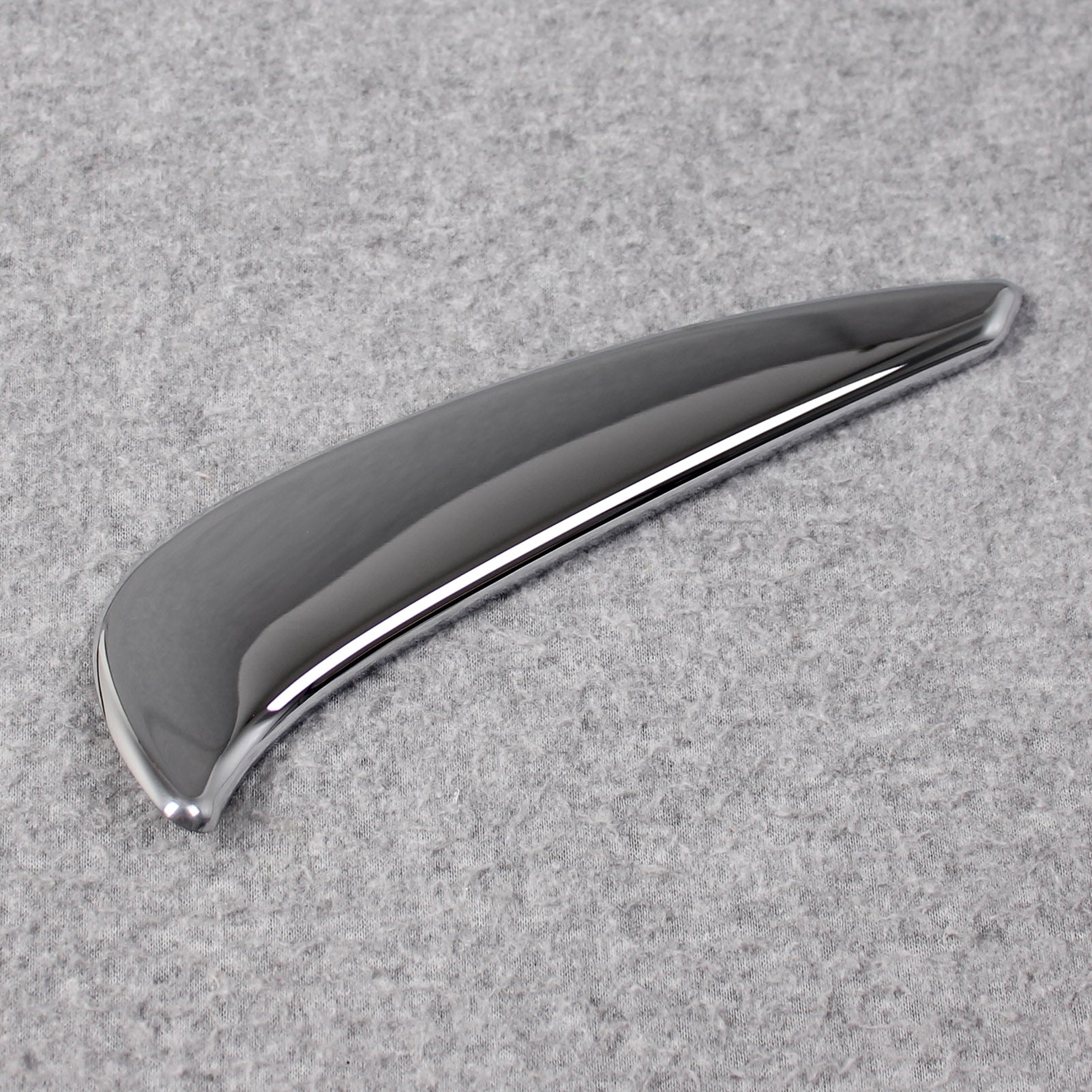 Fit For Mercedes-Benz 2022 2023 All New C-Class C300 C200 C220d AMG Front Corner Mesh Grill Molding Cover Trim Chrome