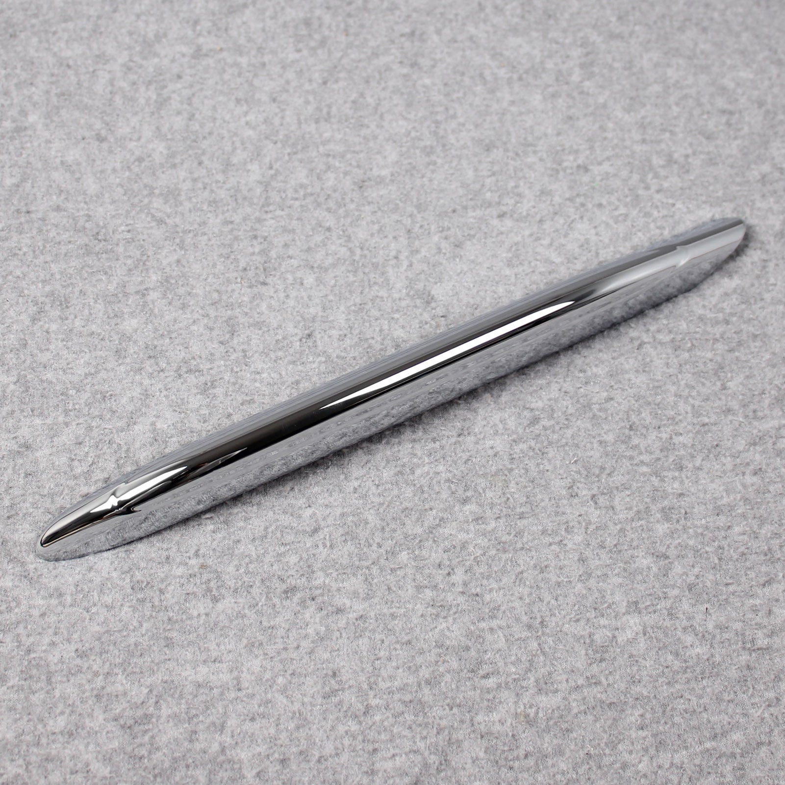 Fit For Mercedes-Benz 2022 2023 All New C-Class C300 C200 C220d AMG Front Corner Mesh Grill Molding Cover Trim Chrome