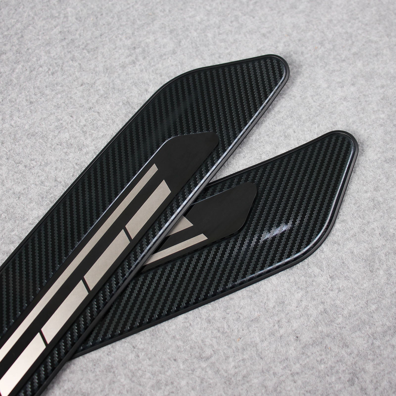 Fit for Toyota 2021 2022 Sienna Outside Door Sill Scuff Plate Guard Cover Trim Stainless Steel