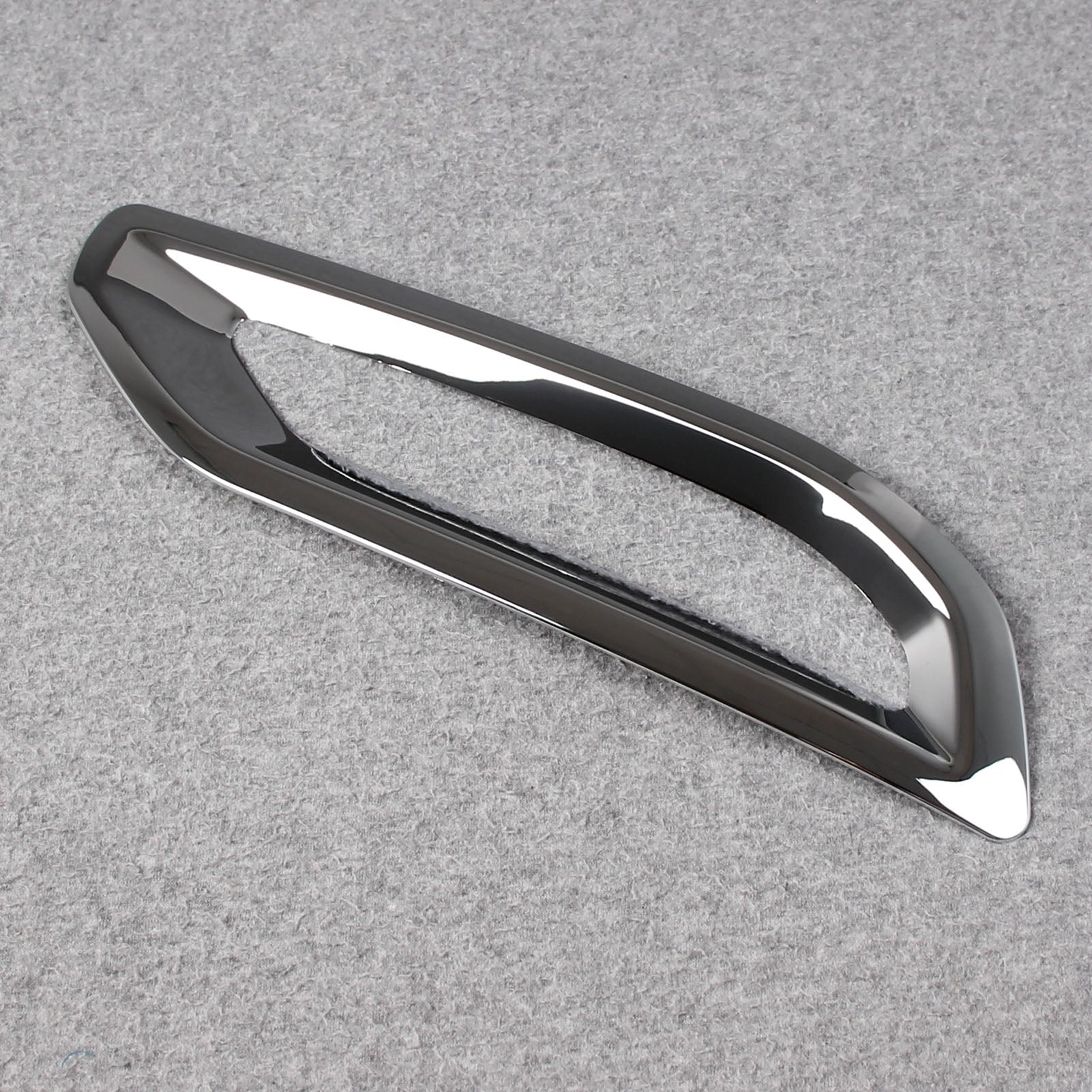Fit for Mitsubishi New Outlander 2022 2023 Rear Lower Trim Rear Fog Light Cover Trims Chrome
