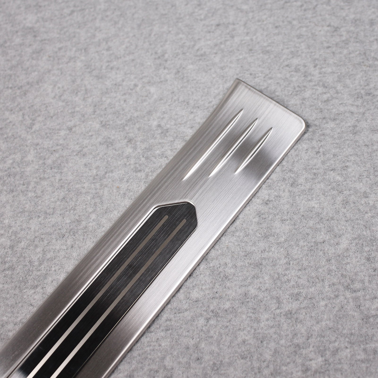 Fit for Nissan Rogue 2021 Door Sill Scuff Plate Guard Cover Trims Stainless Steel