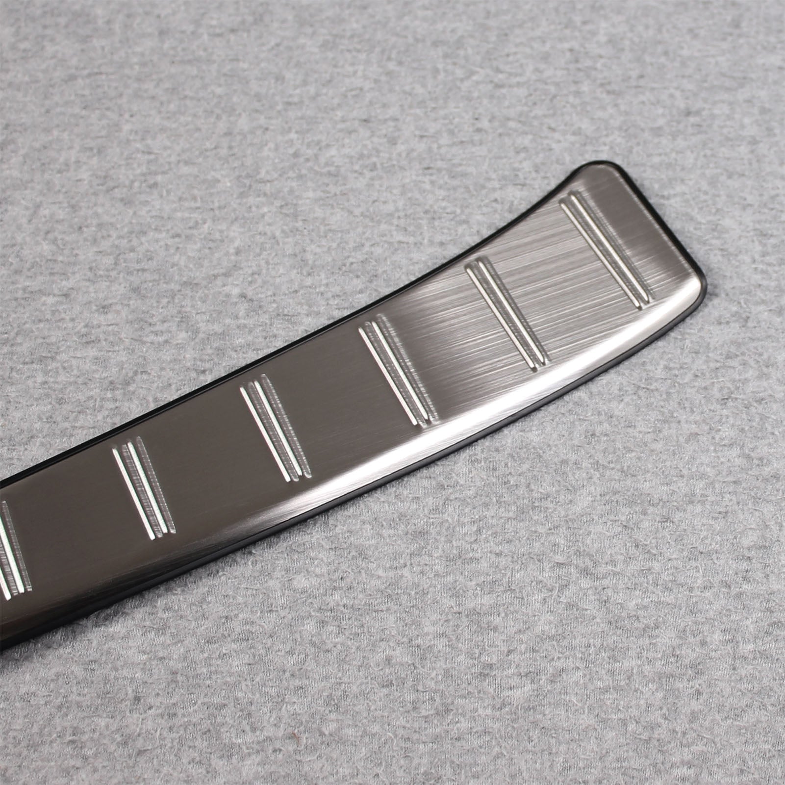  Lexus New RX RX350 RX350h RX500h F Sport 2023 Rear Outside Bumper Sill Plate Guard Cover Trim