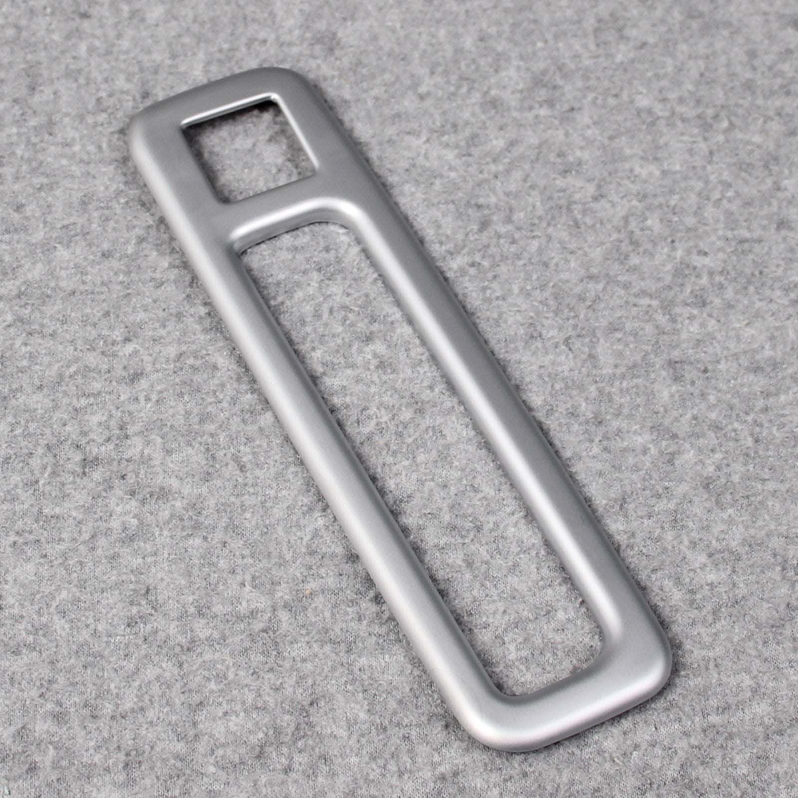 Fit for Toyota New Highlander 2020 2021 2022 Rear Electric Tailgate Key Button Cover Trim