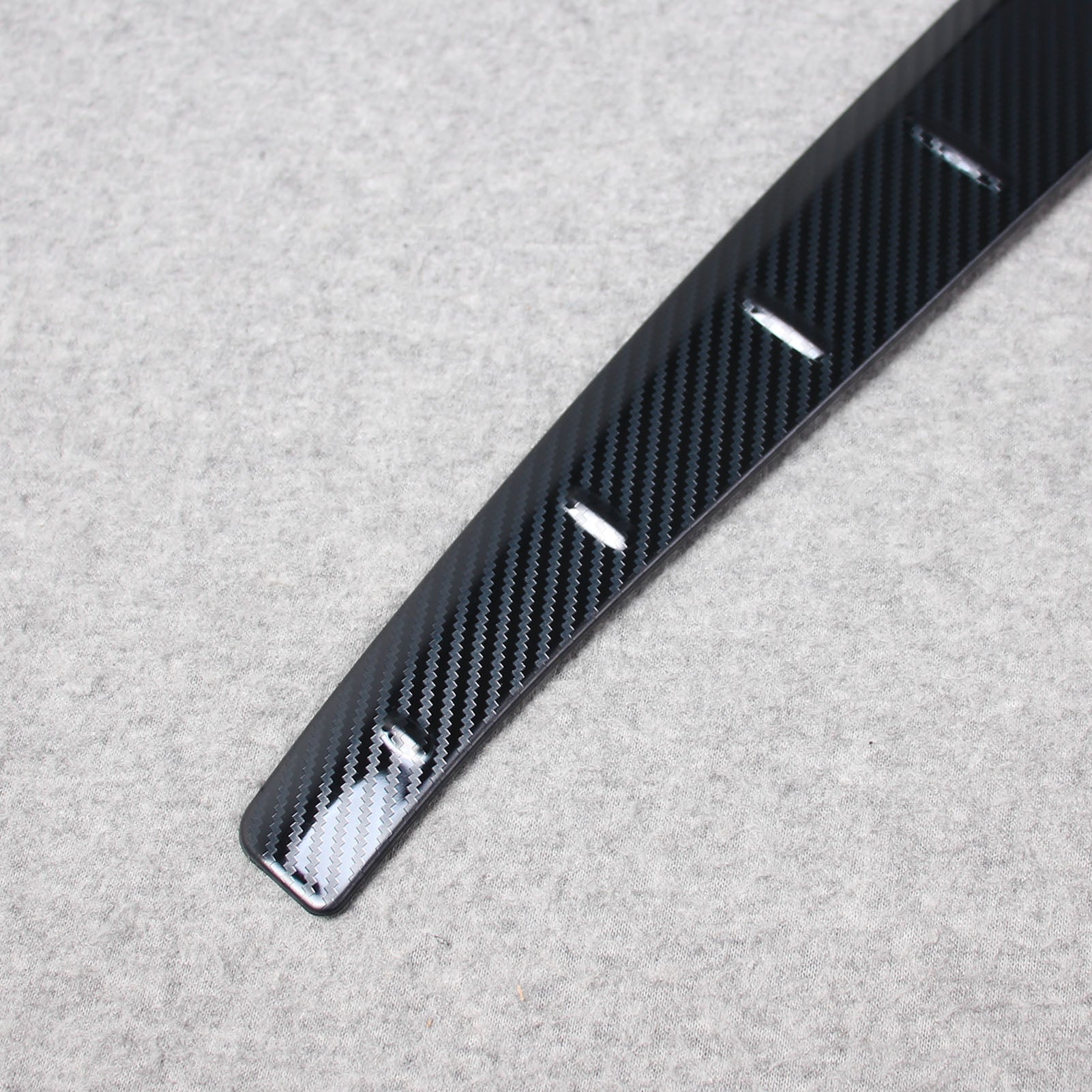 Fit for Toyota 2021 2022 Sienna Rear Outside Bumper Sill Plate Guard Cover Trim Stainless Steel