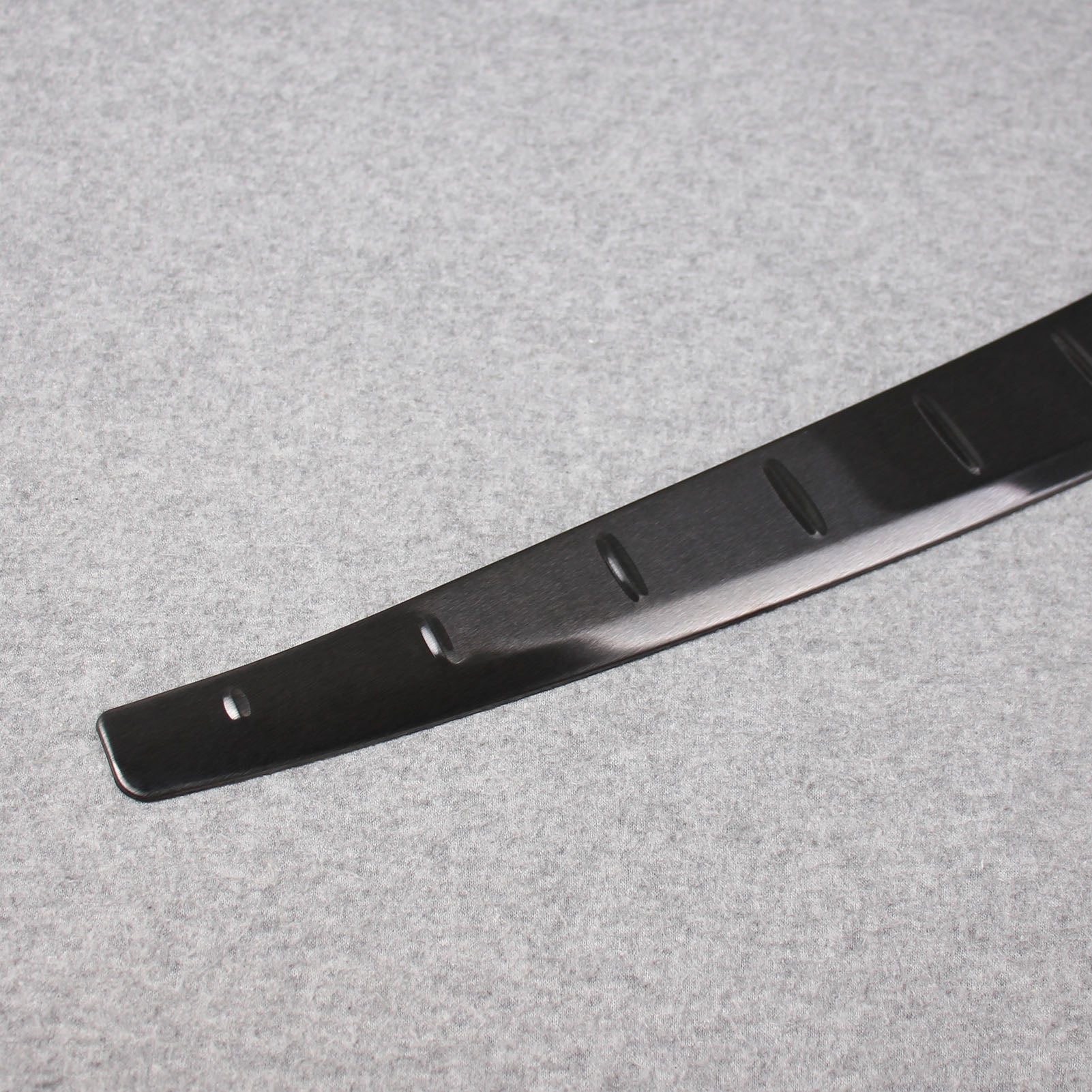 Fit for Toyota 2021 2022 Sienna Rear Outside Bumper Sill Plate Guard Cover Trim Stainless Steel