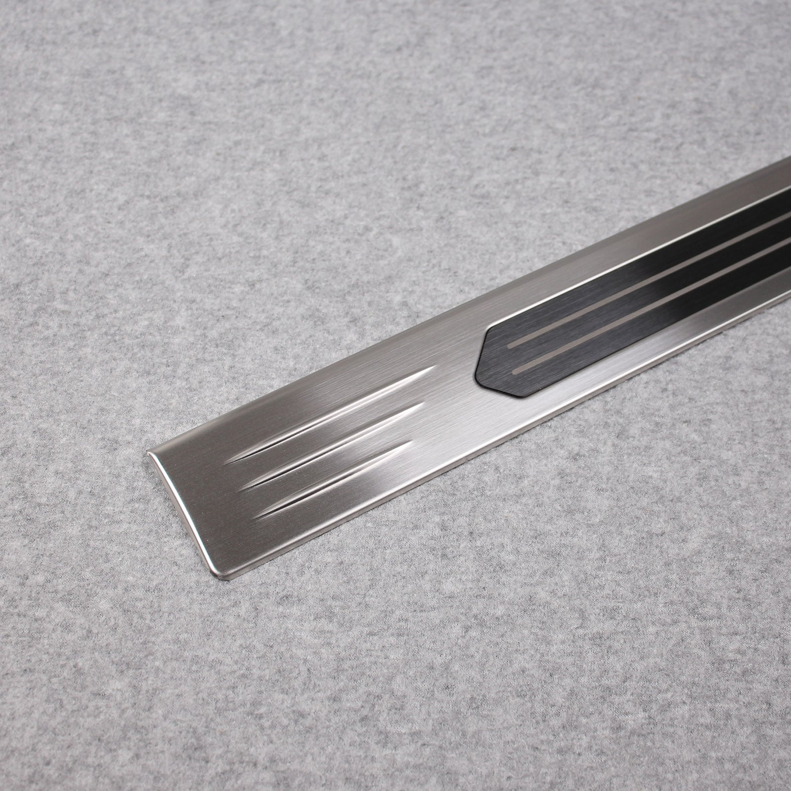 Fit for Nissan Rogue 2021 2022 2023 2024 2025 2026 Door Sill Scuff Plate Guard Cover Trims Stainless Steel