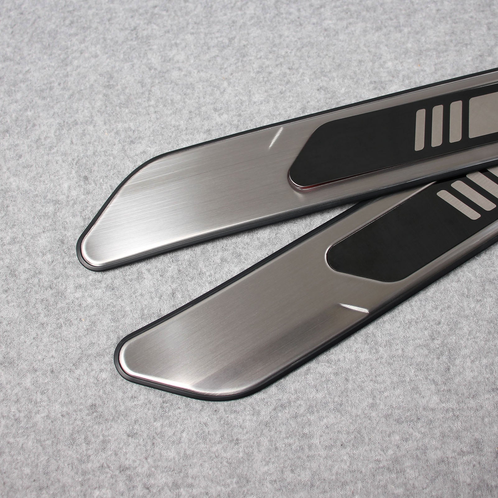 Fit for Toyota 2021 2022 Sienna Outside Door Sill Scuff Plate Guard Cover Trim Stainless Steel