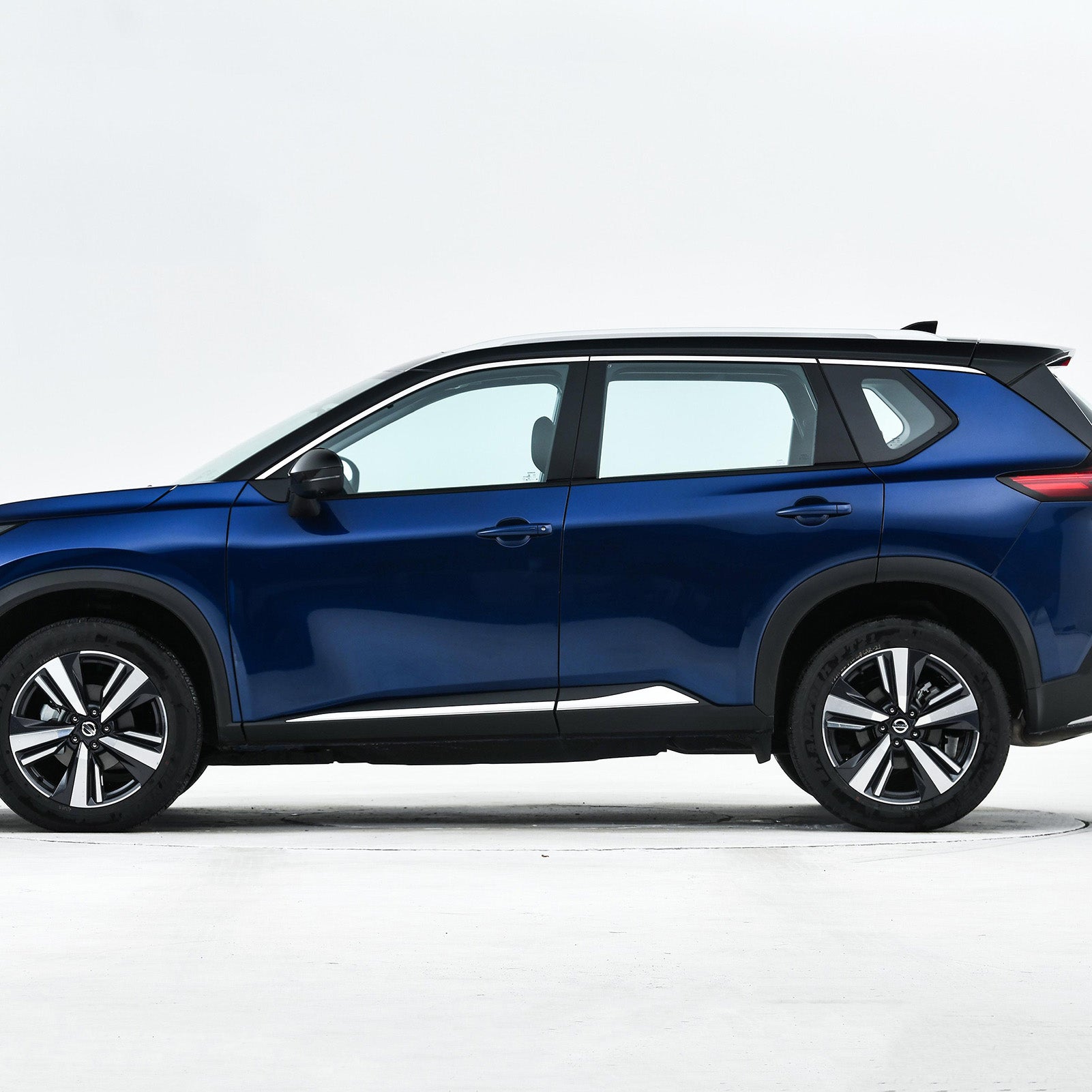 Fit for Nissan New Rogue 2021 2022 S SV Chrome Body Side Door Molding Trim Cover ABS