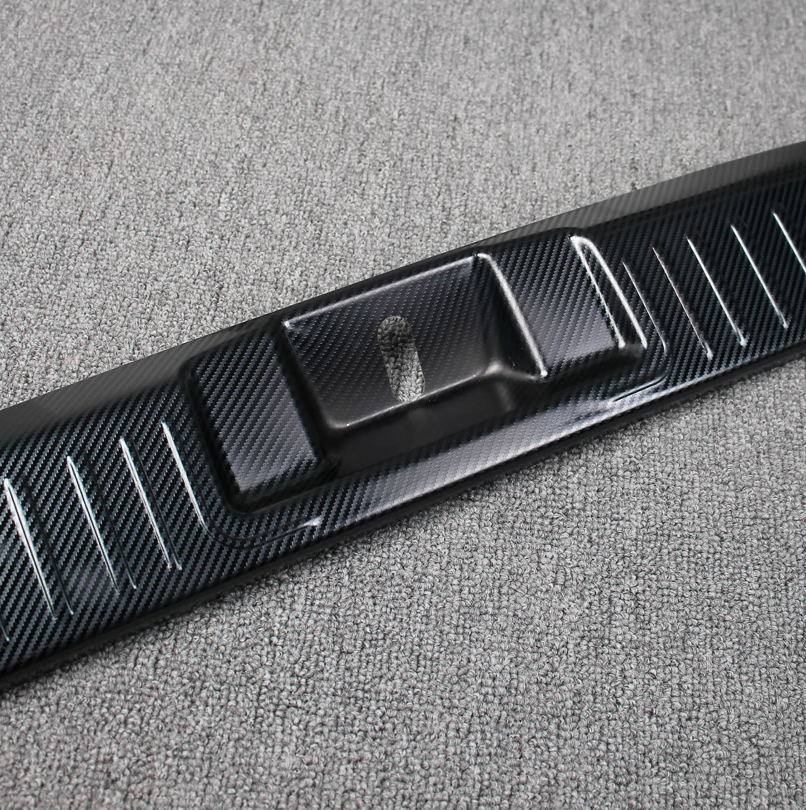 Fit for Toyota New Highlander 2020 2021 2022 Rear Inside Bumper Sill Plate Guard Cover Trim Stainless Steel