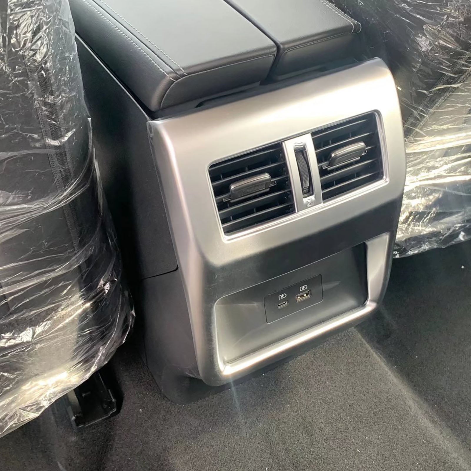 Fit for Nissan New Rogue 2021 Interior Rear Seat Air Condition Vent Outlet Cover Trim