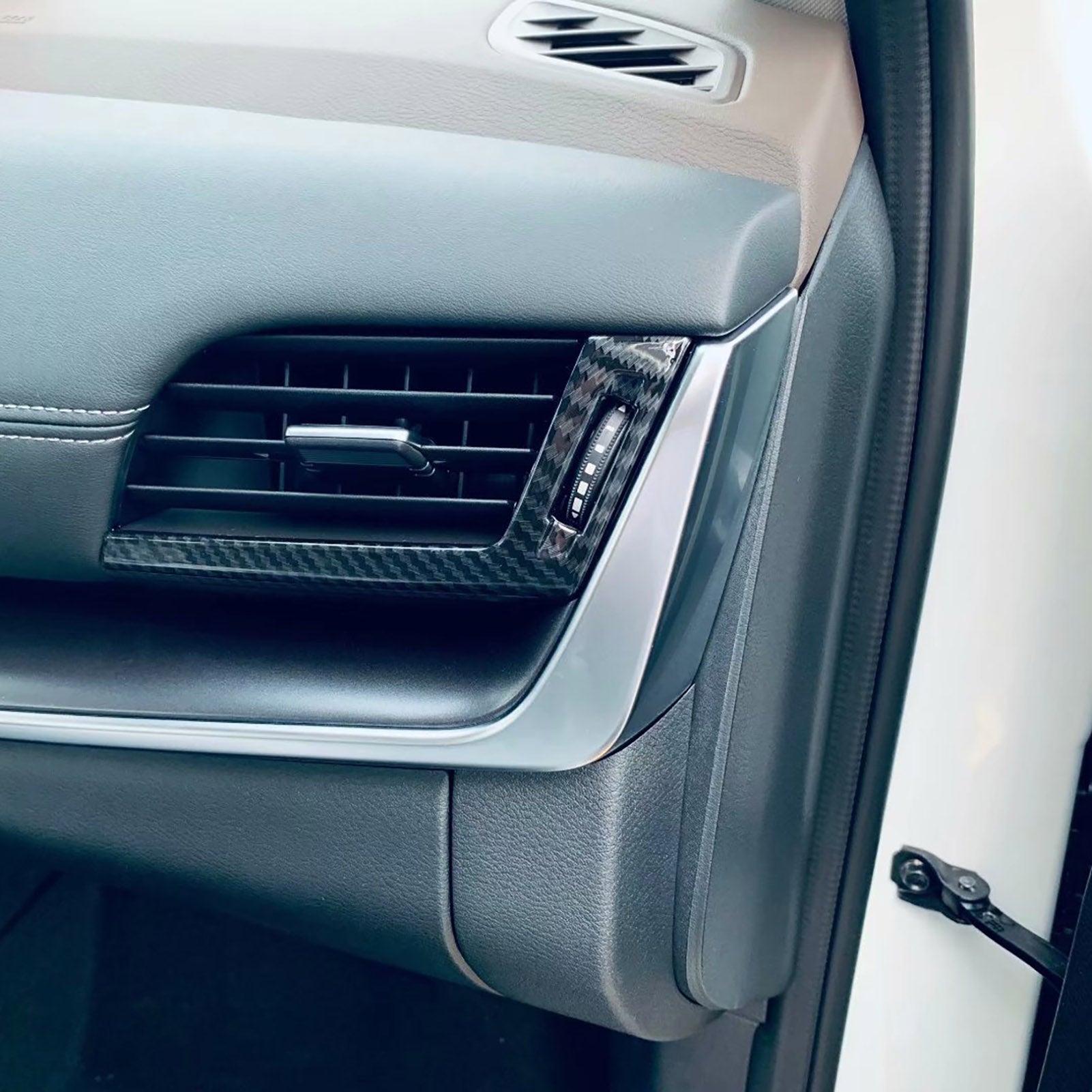 Fit for Nissan Rogue 2021 Interior Front Side Air Condition Vent Outlet Cover Trim ABS